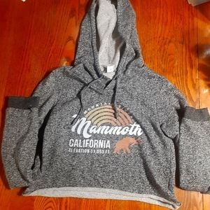 Mammoth girls cropped sweatshirt. Terry fabric on inside.